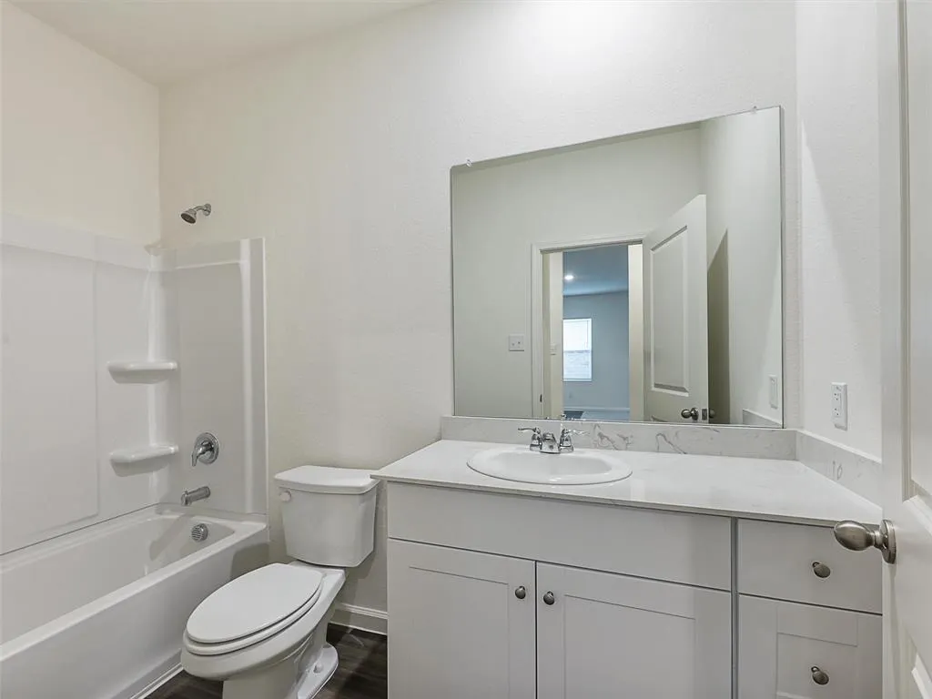 4510 WOOD FERN Road