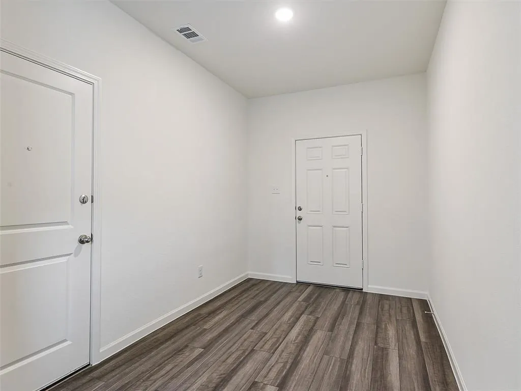 4510 WOOD FERN Road