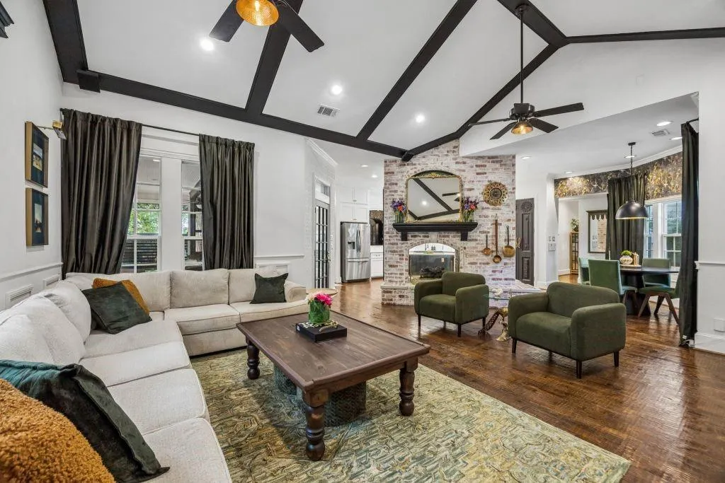 12 Misty Meadow Drive