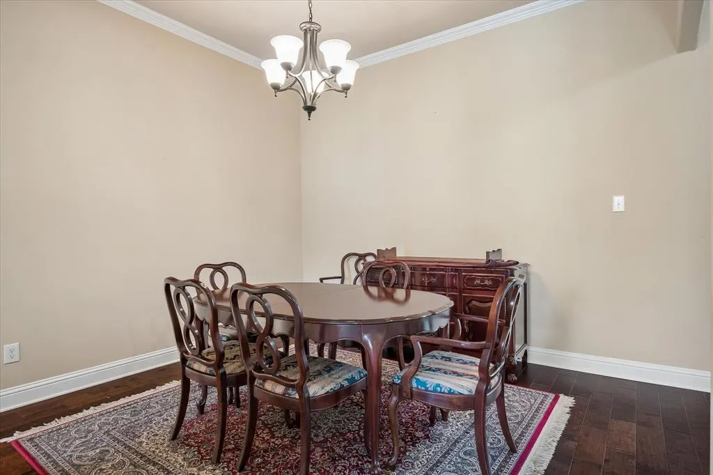 3413 Cedar Lane