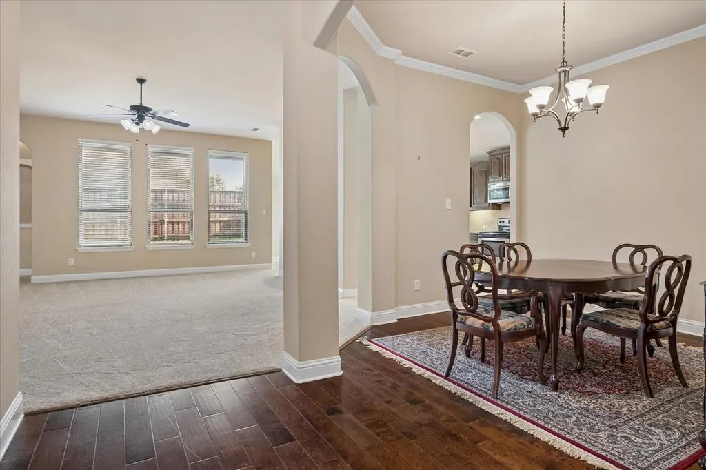 3413 Cedar Lane