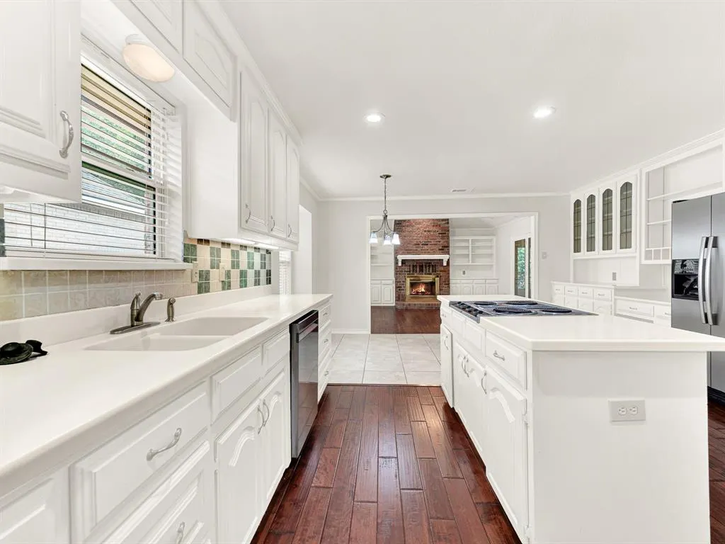 2706 Foxboro Drive
