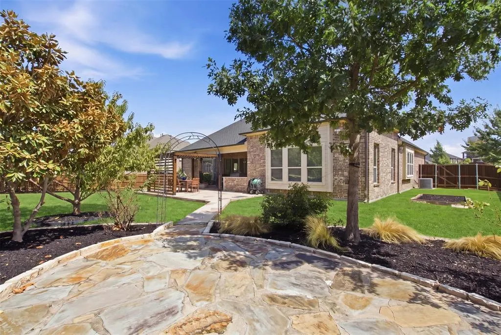 1201 Waterton Drive