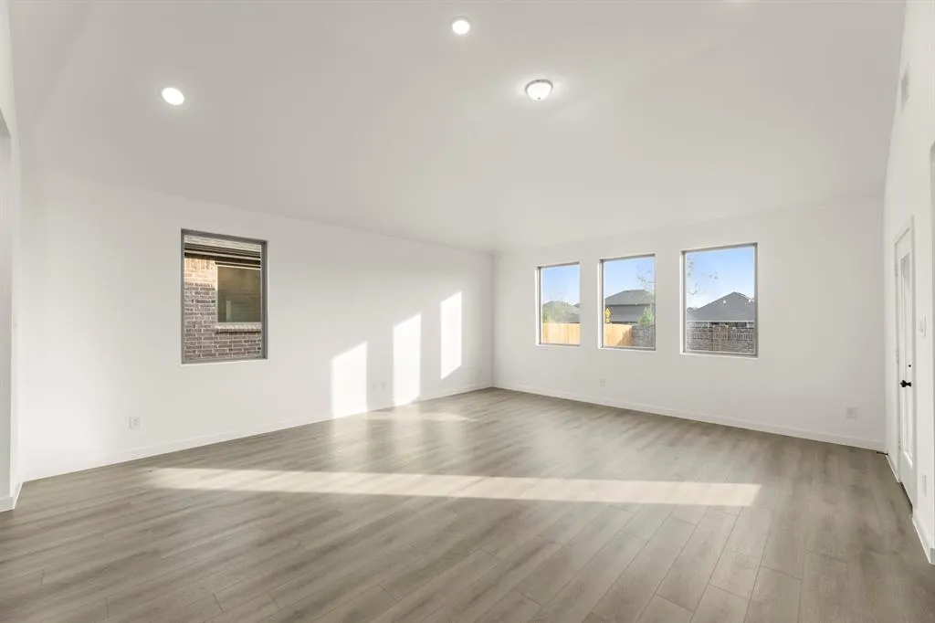 4311 Bellflower Lane