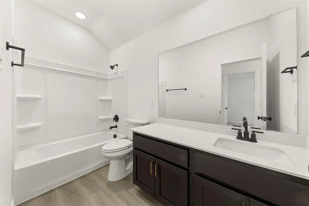 4311 Bellflower Lane