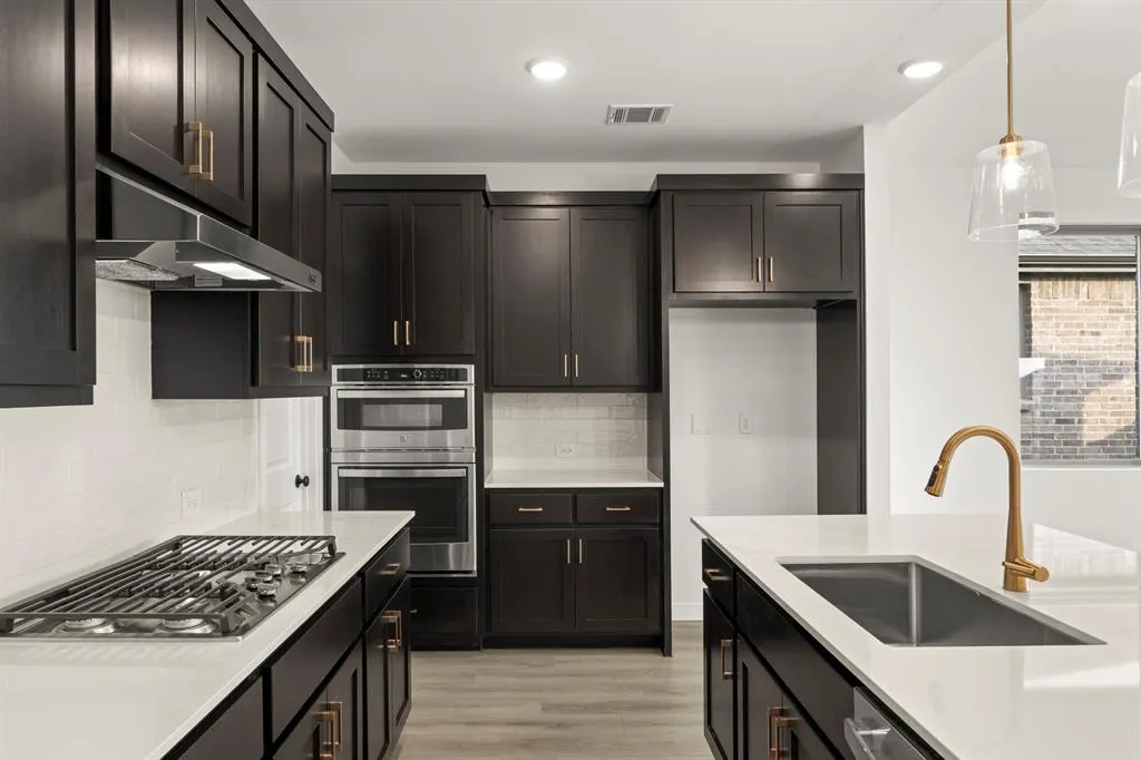 4311 Bellflower Lane