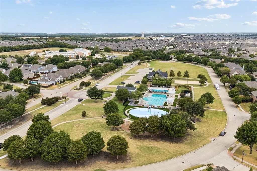 2801 Madison Drive
