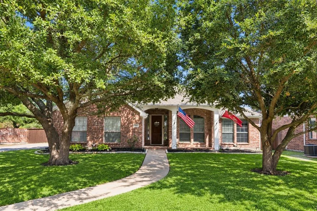 2801 Madison Drive