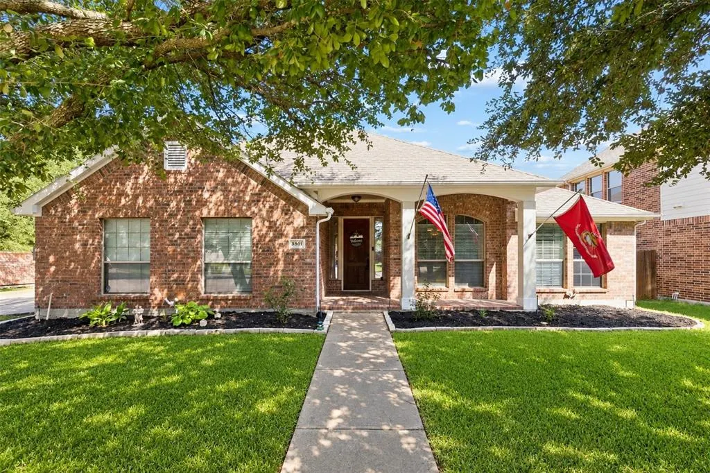 2801 Madison Drive