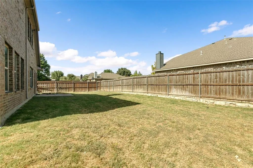 3712 Wolf Creek Lane