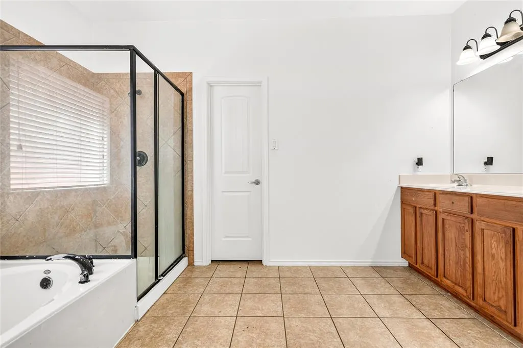 3712 Wolf Creek Lane