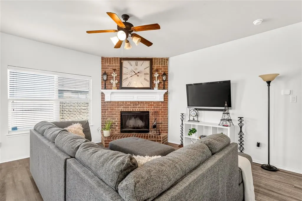3712 Wolf Creek Lane