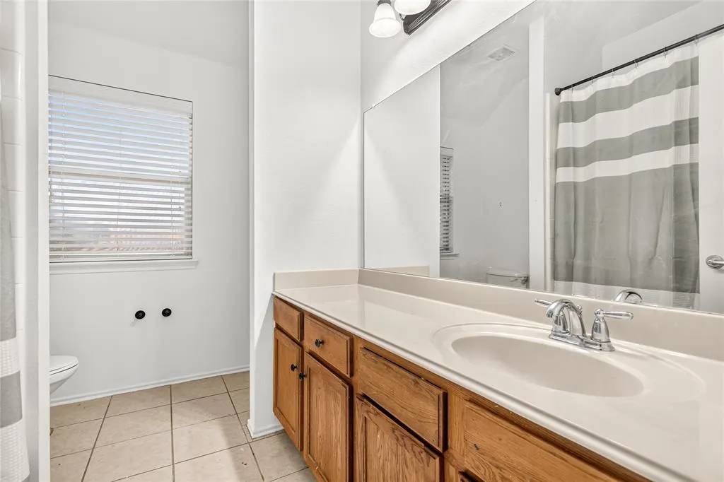 3712 Wolf Creek Lane