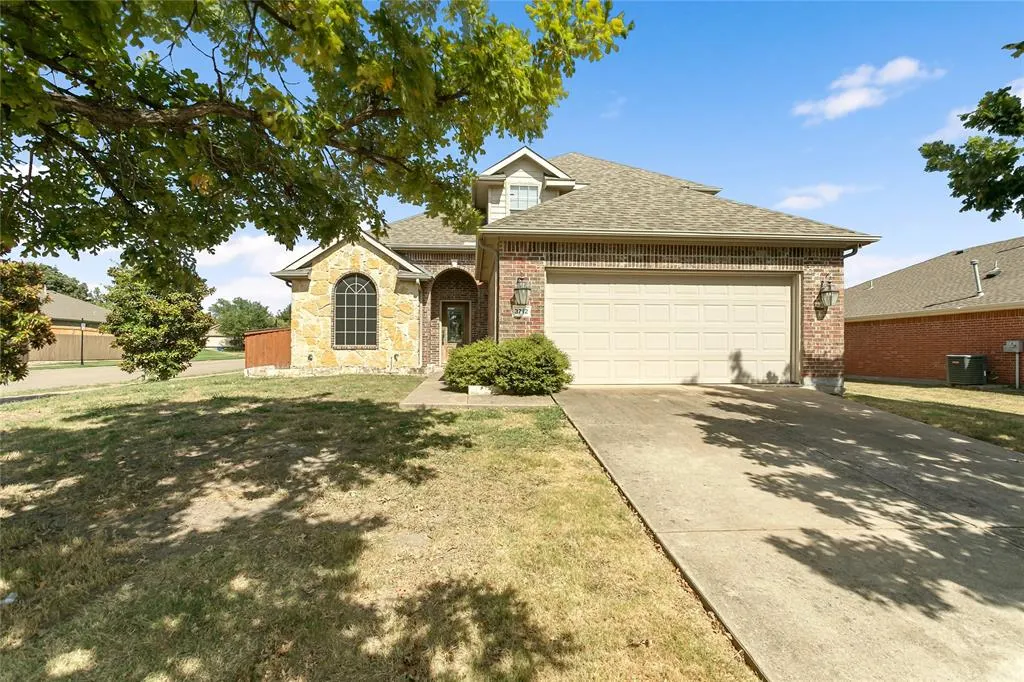 3712 Wolf Creek Lane