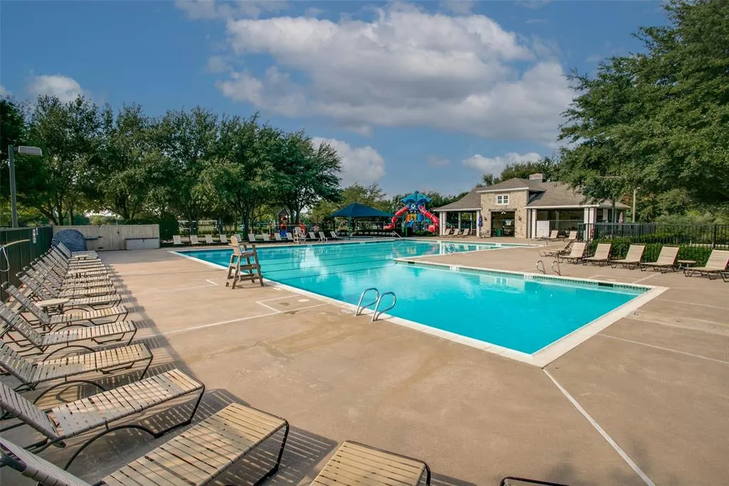 1006 Navarro Drive