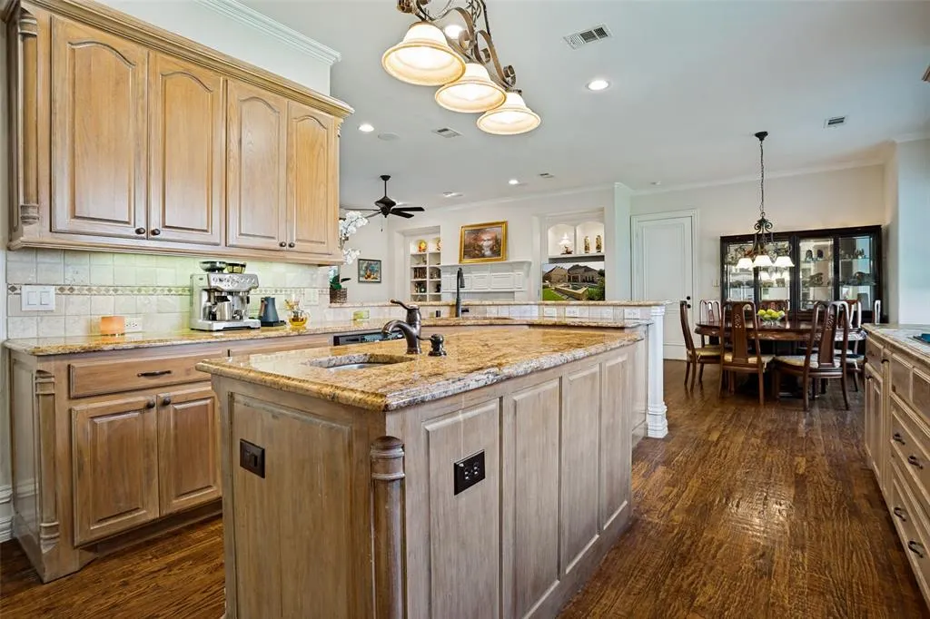 1006 Navarro Drive