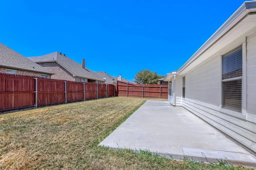 4407 Willow Wood Road