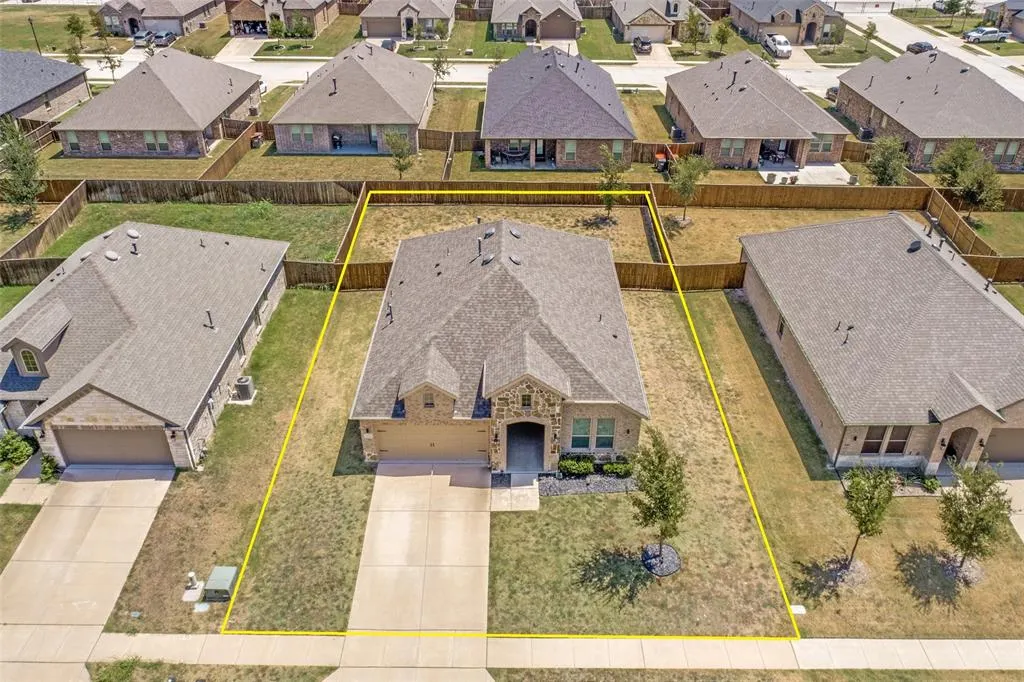 2805 Lilly Lane