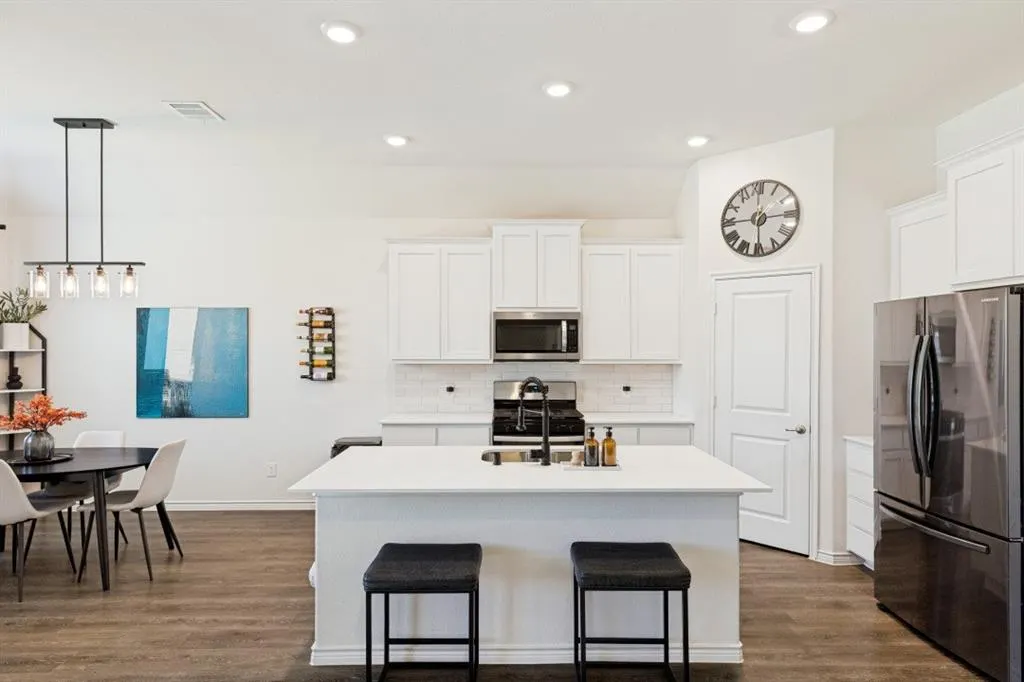 2805 Lilly Lane