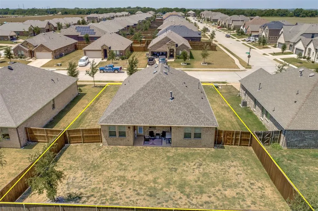 2805 Lilly Lane