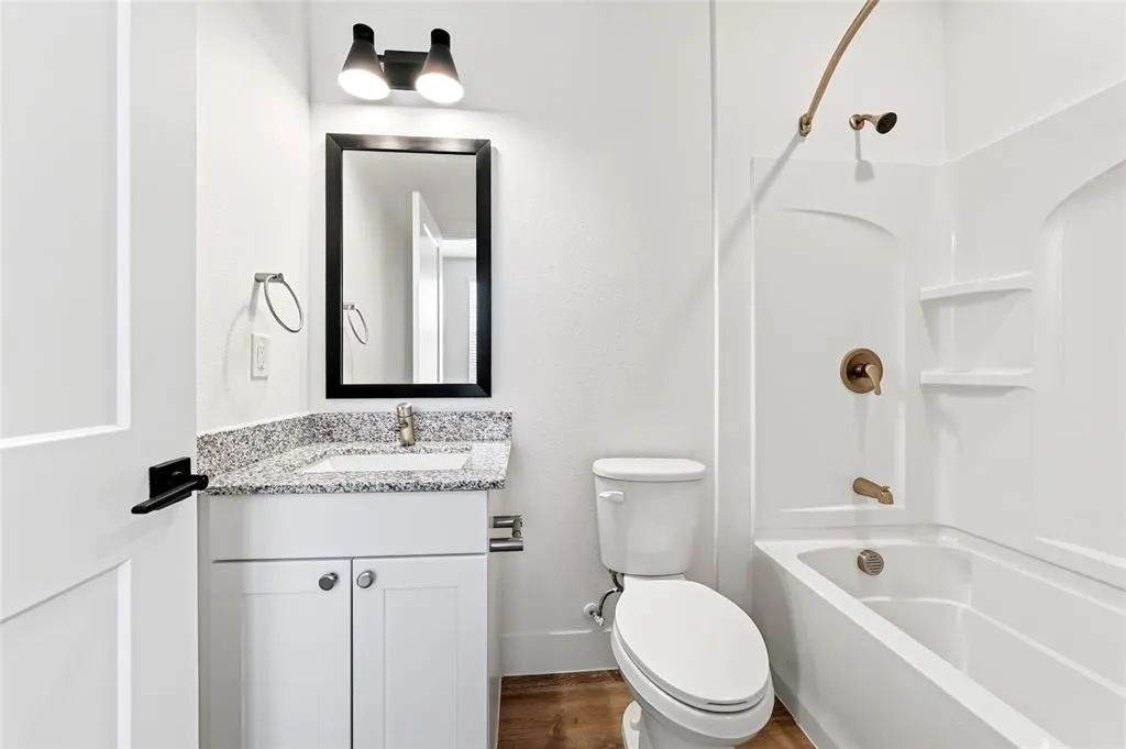 2902 Serenity Lane