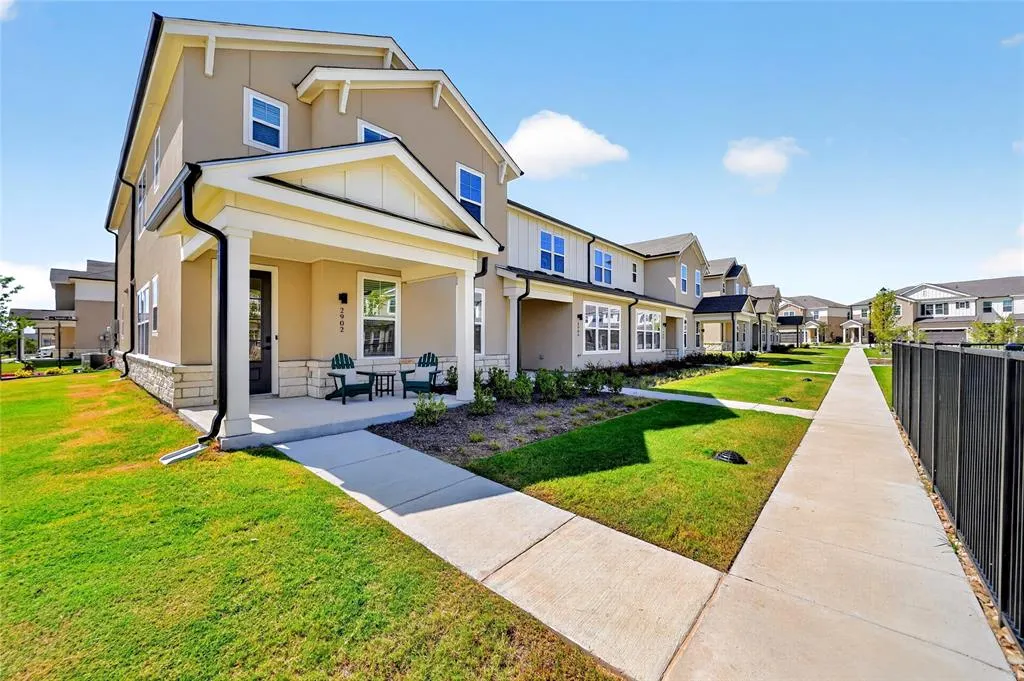 2902 Serenity Lane
