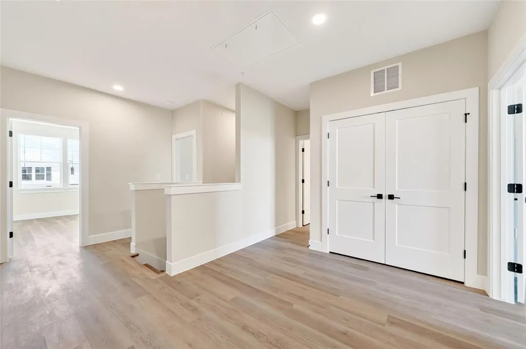 207 Melody Lane