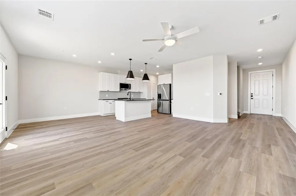 207 Melody Lane