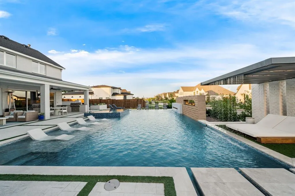 300 Spade Ranch Road