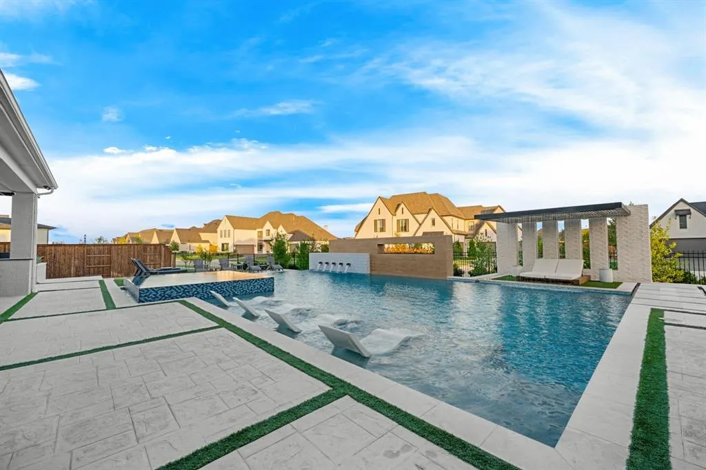 300 Spade Ranch Road