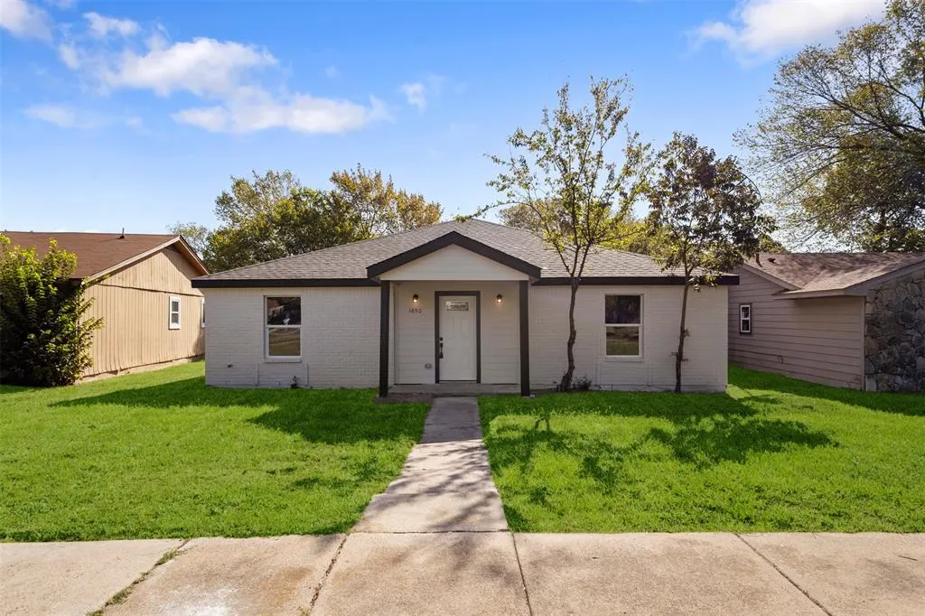 1850 Red Cloud Drive
