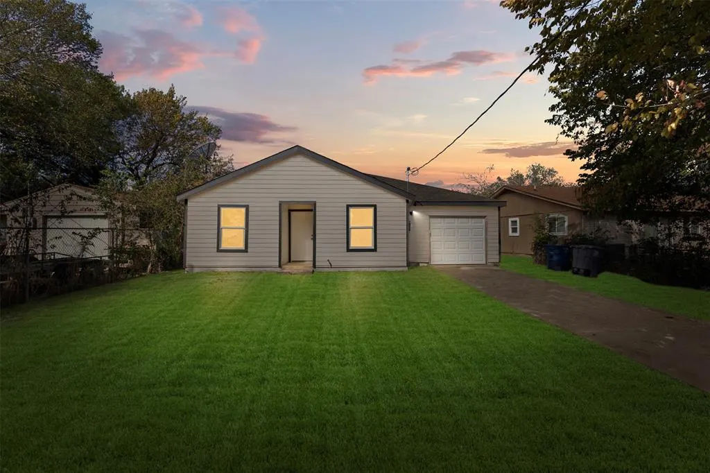 1850 Red Cloud Drive