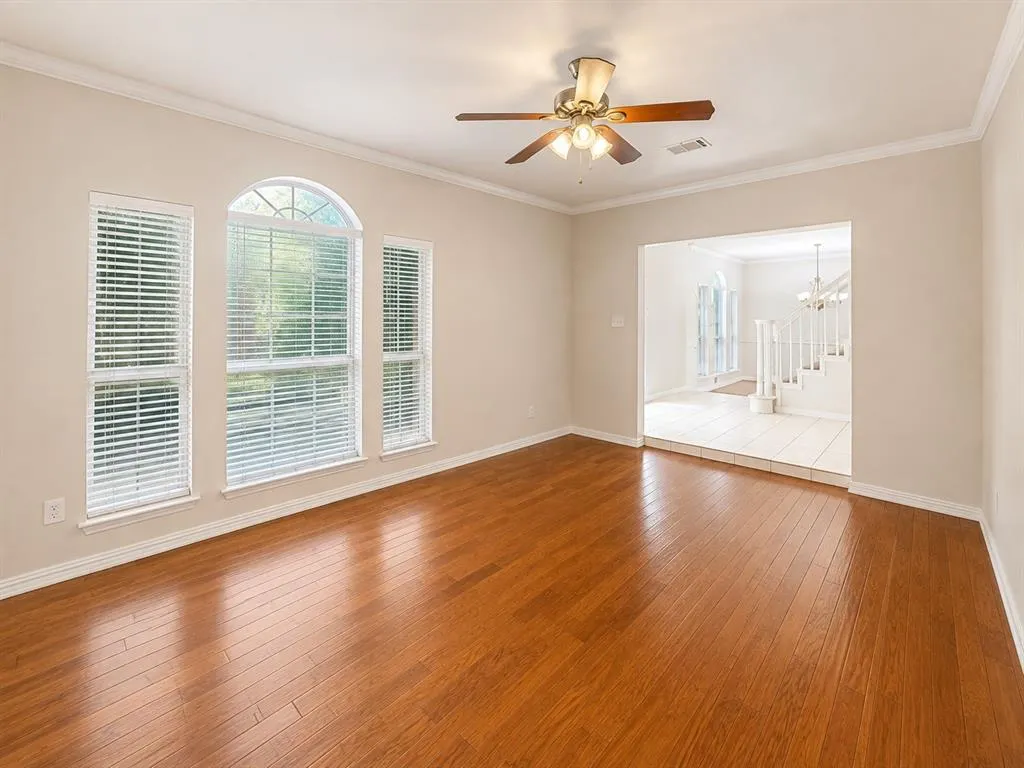 709 Ridgemont Drive