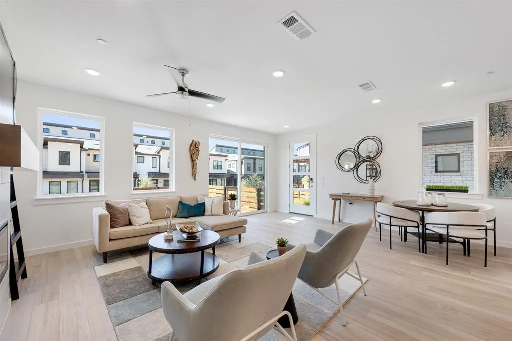 1414 Azalea Drive
