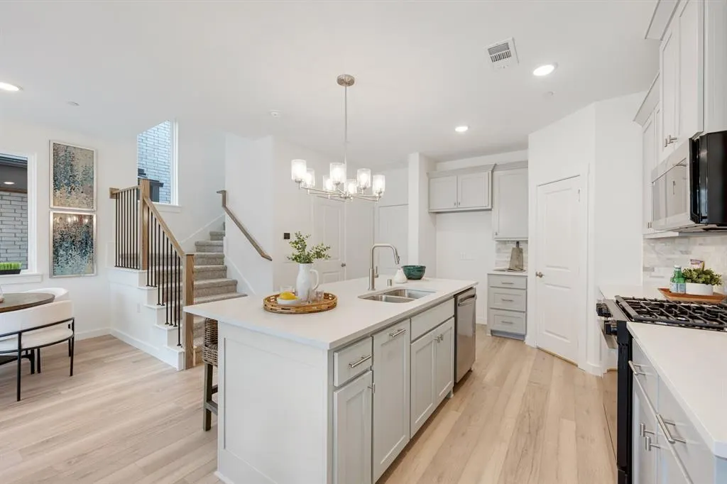 1414 Azalea Drive