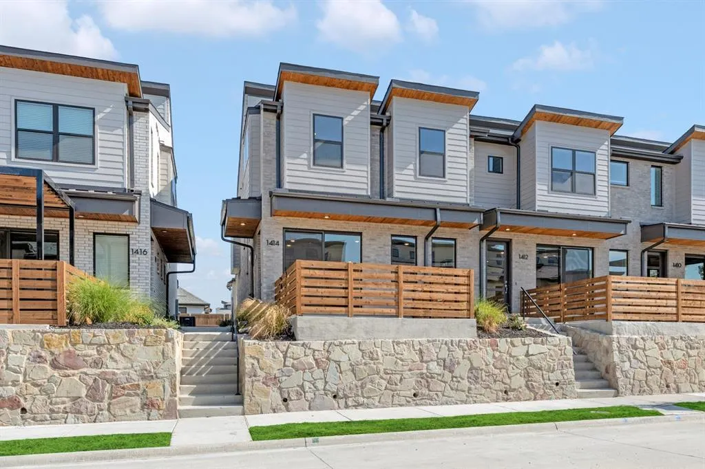 1414 Azalea Drive