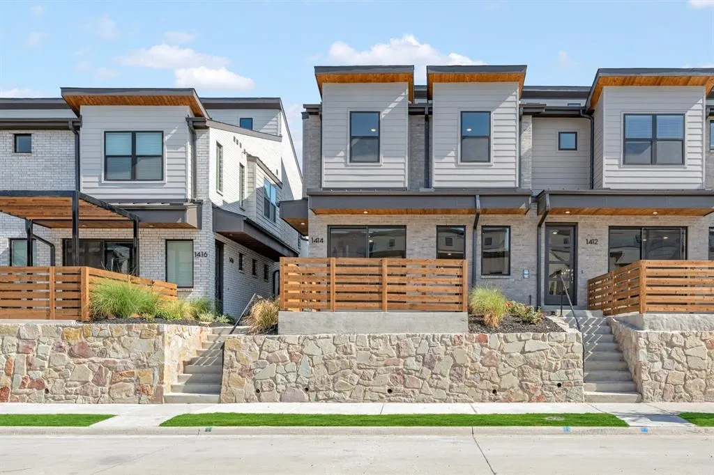 1414 Azalea Drive