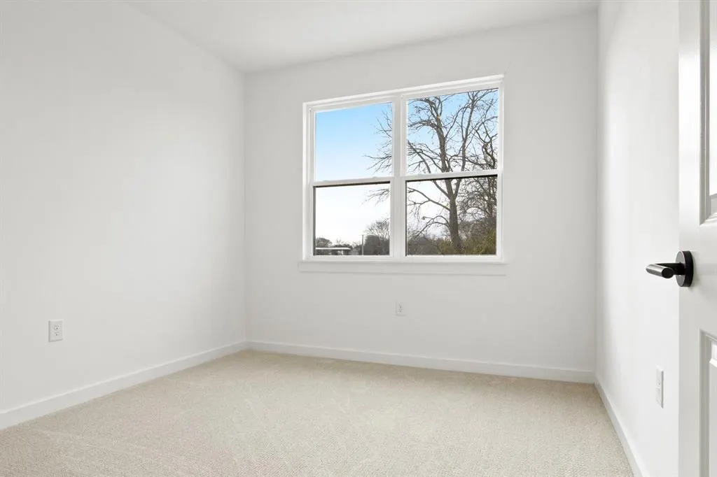 1404 Azalea Drive