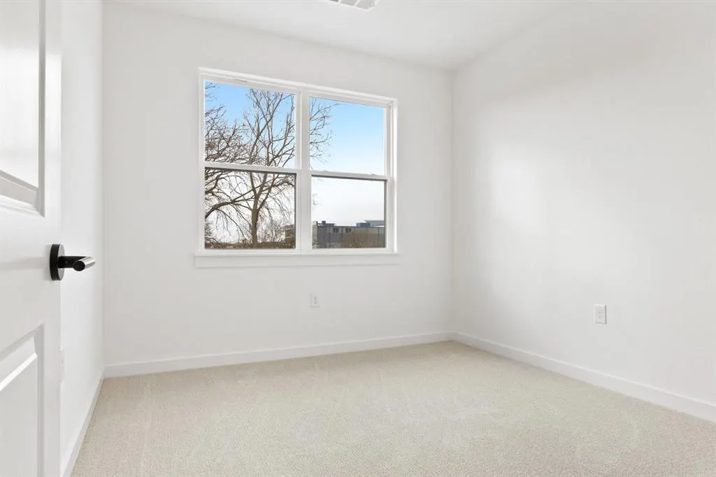 1404 Azalea Drive