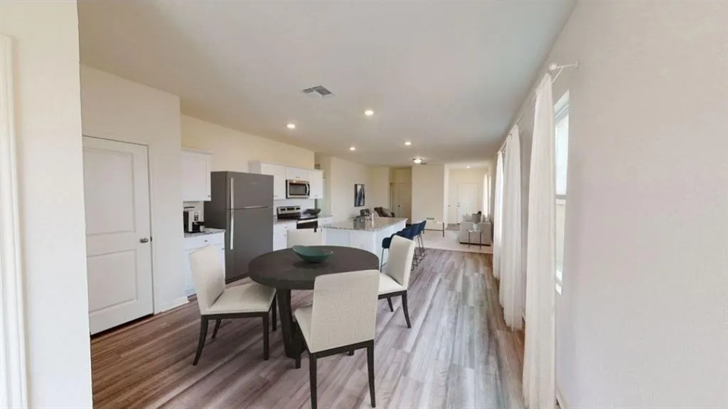 2005 Meadow Park Drive