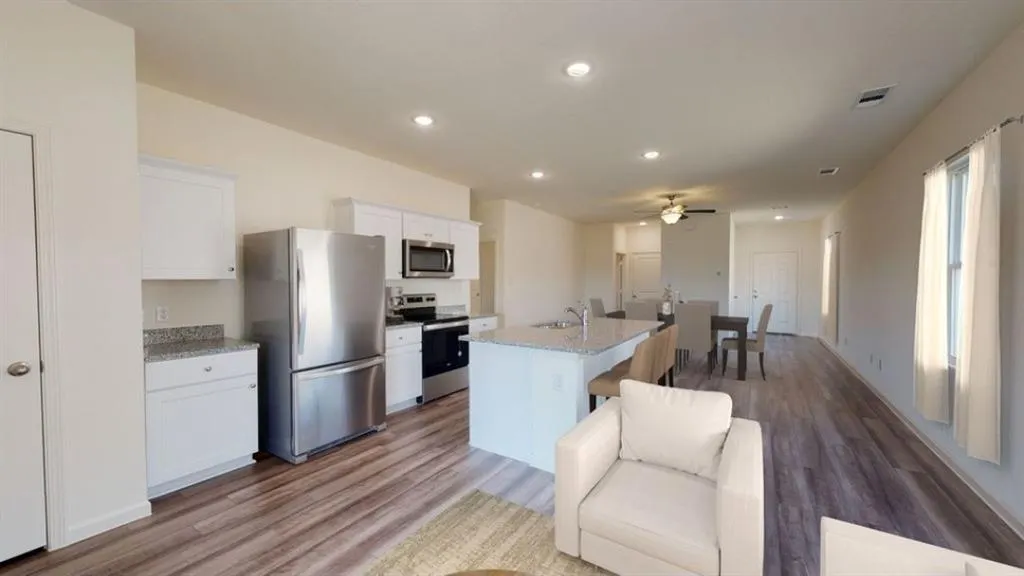 2005 Meadow Park Drive