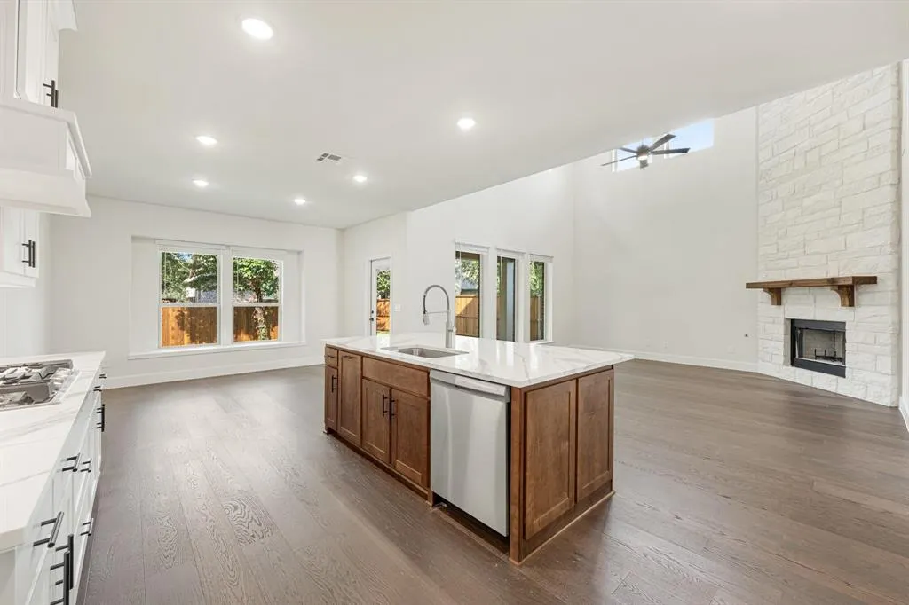 3409 Abingdon Drive