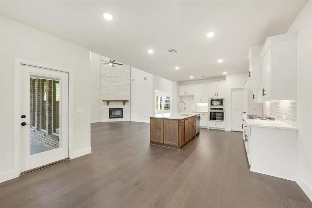 3409 Abingdon Drive