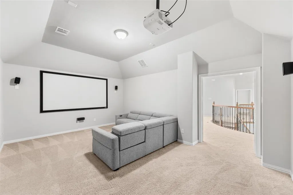 701 Featherstone Lane