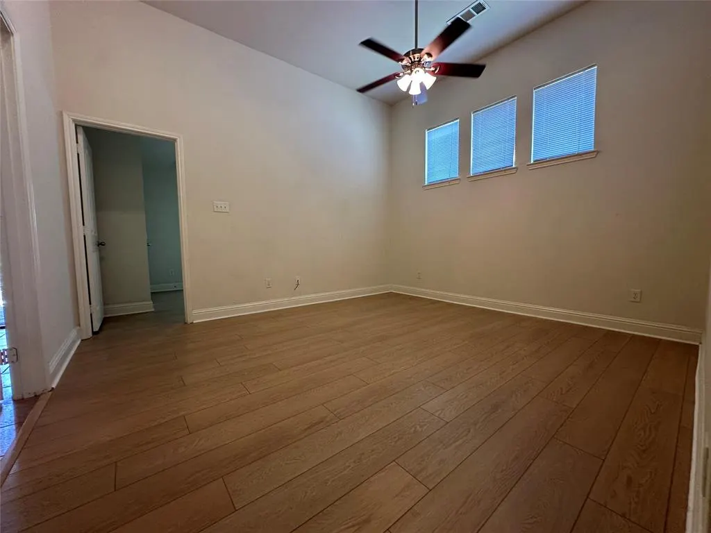 3103 Spanish Oak Trail