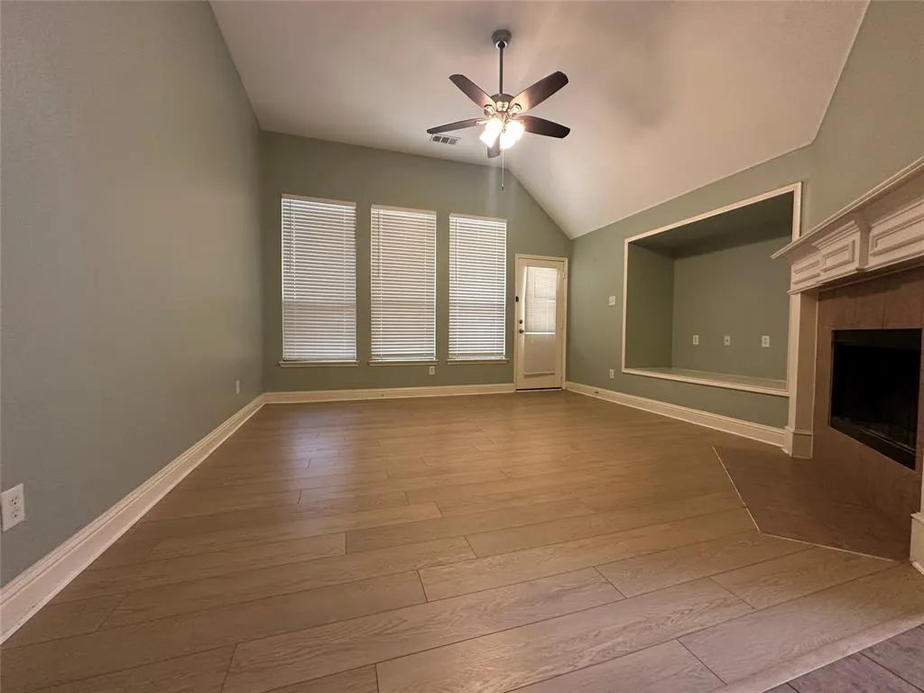 3103 Spanish Oak Trail