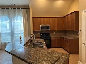 3103 Spanish Oak Trail