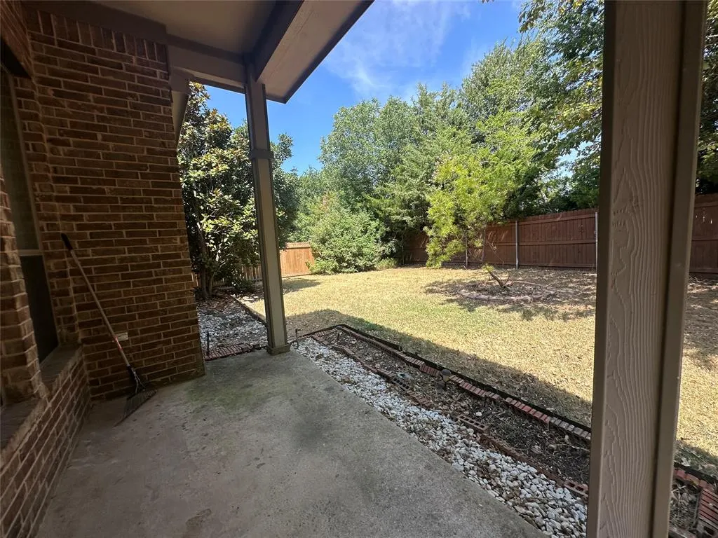 3103 Spanish Oak Trail