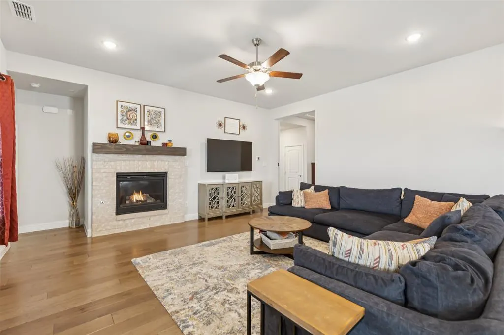 16500 Sunnyland Drive