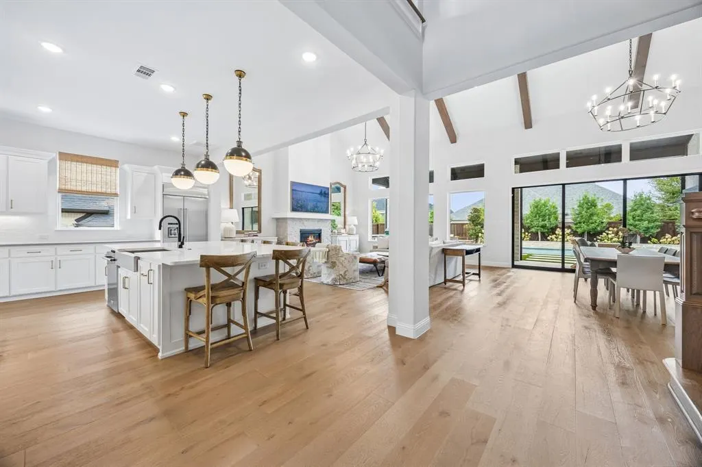 821 Wright Lane